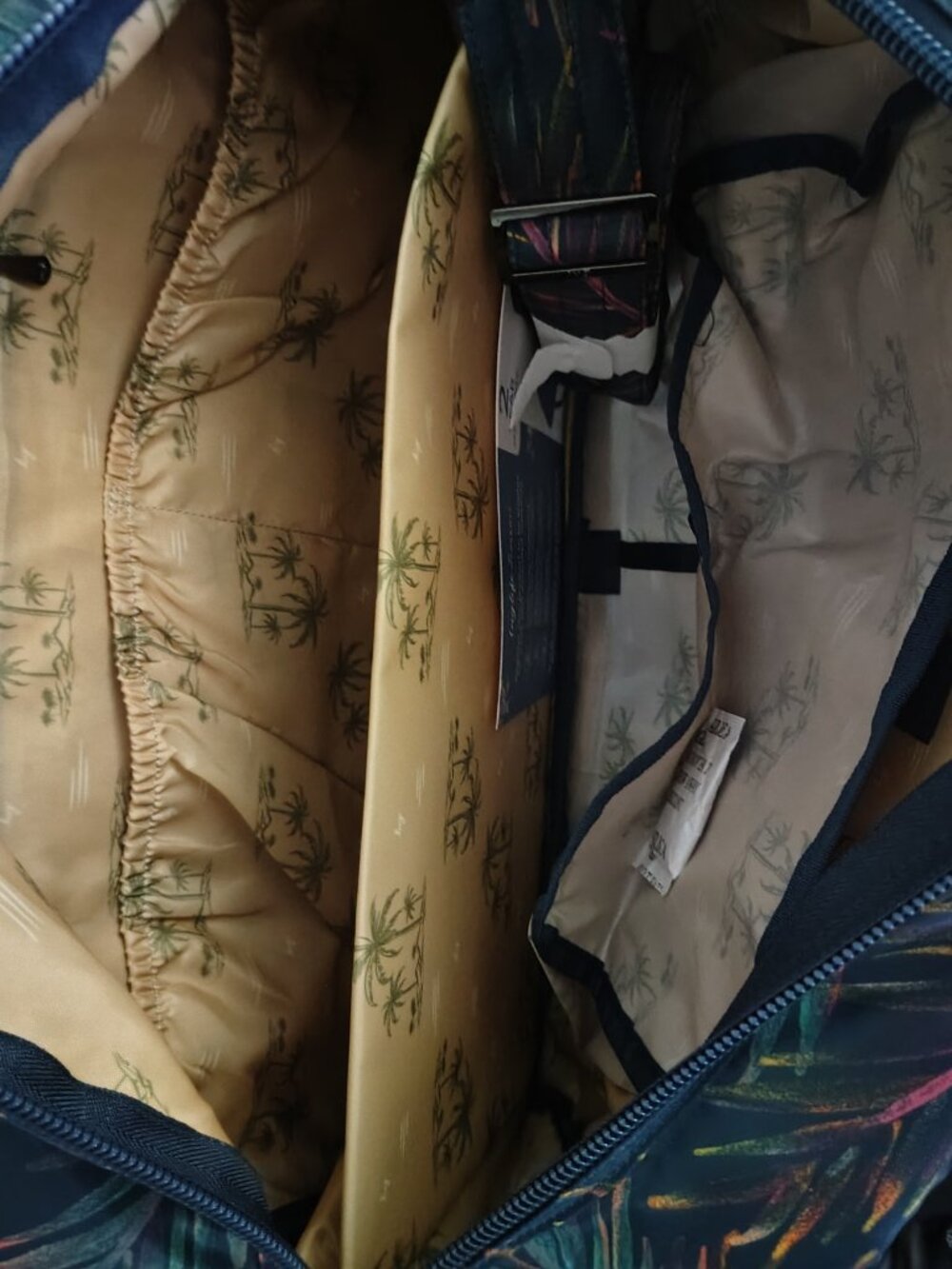 Lug bag - Picture 3 of 4